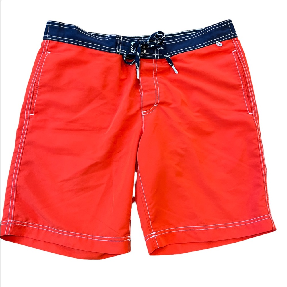 Mens Lands End orange & navy swim trunks w/front pockets & back snap pocket